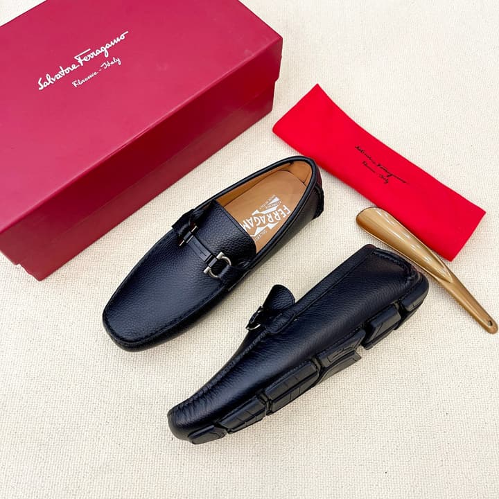 Ferragamo Men's Driving Loafers in Dark Navy Classic Loafer