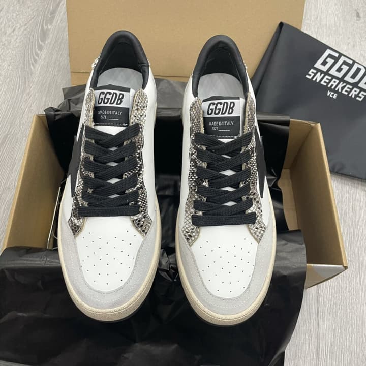 Golden Goose Ball Star Sneakers – 2023 Spring Collection in White Black Star Metallic Heel