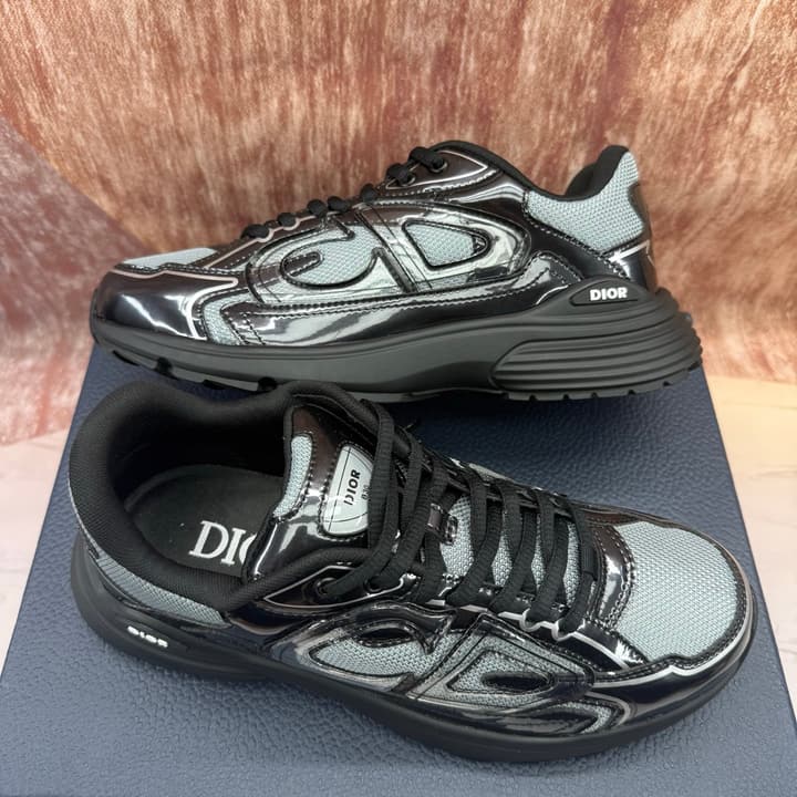 Dior B30 Unisex Sneakers in Glossy Black
