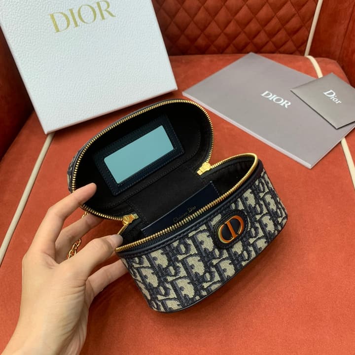 Dior 30 Montaigne Mini Vanity Box Bag