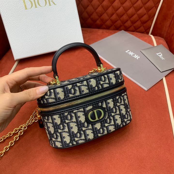 Dior 30 Montaigne Mini Vanity Box Bag