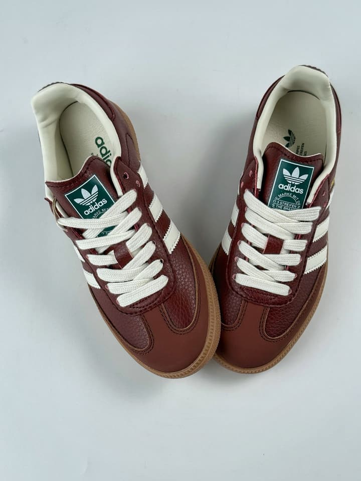 Adidas Samba Handball Spezial OG Sneakers in Burgundy
