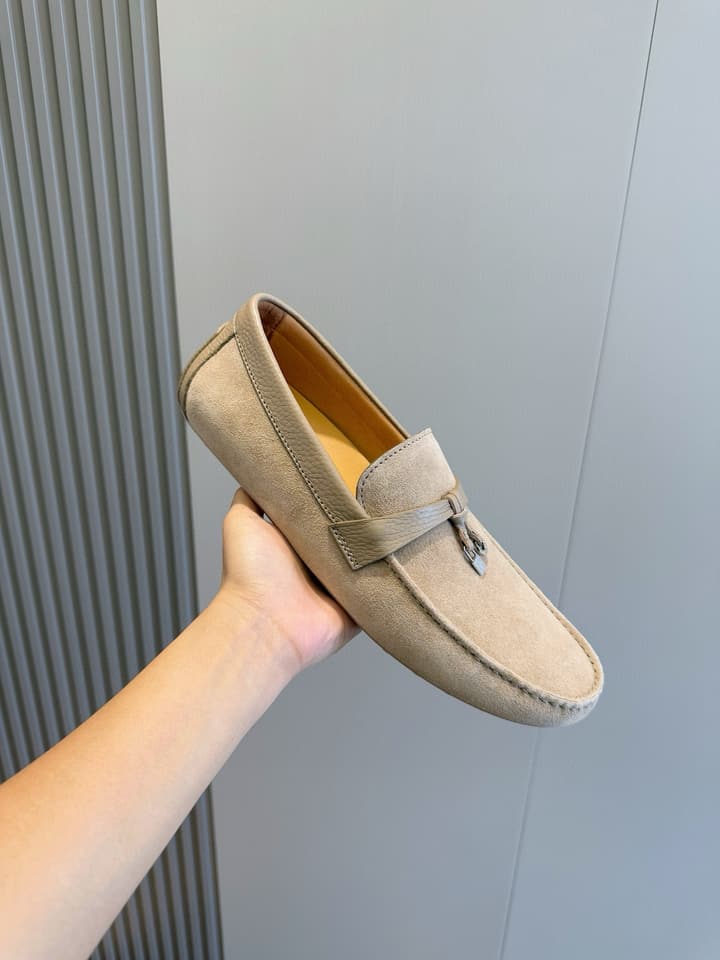 Loro Piana LP Italian Handmade Driving Shoes in Beige Suede Moccasin