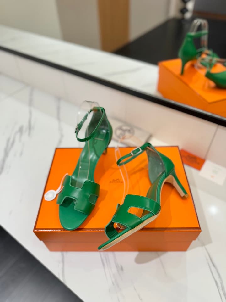 Hermès Classic Smooth Cowhide Heels – 6.5cm in All White