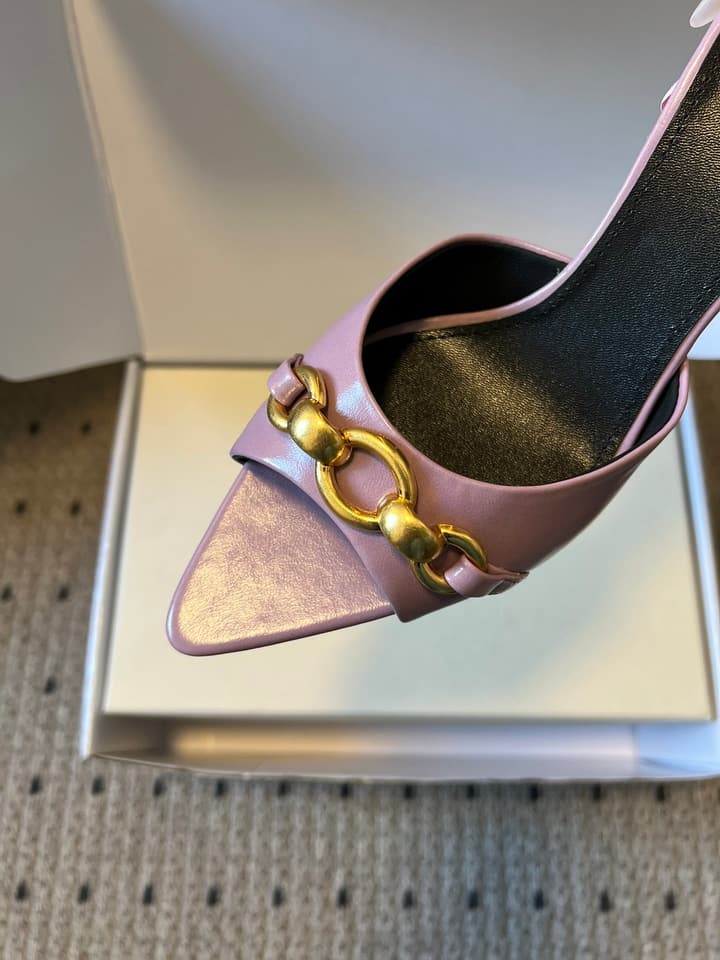 Saint Laurent Chain Pointed-Toe Heeled Mules – 26SS in Beige