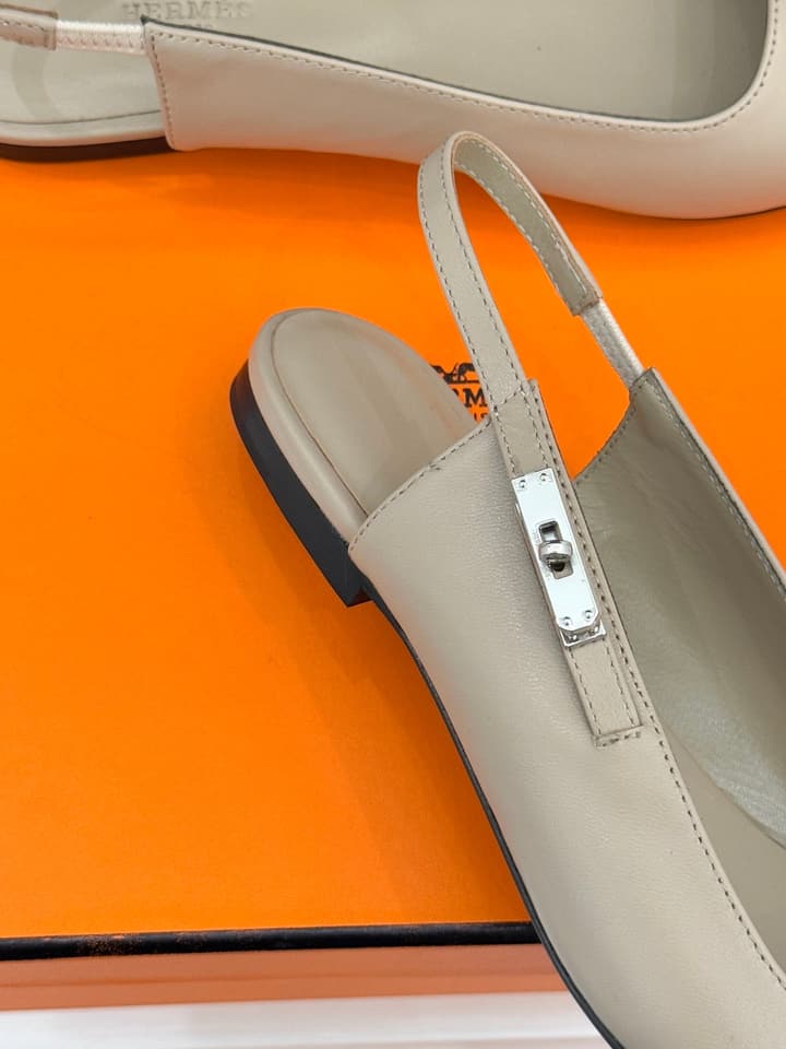 Hermès Kelly Buckle Pointed Toe Flat Sandals in Cream Beige