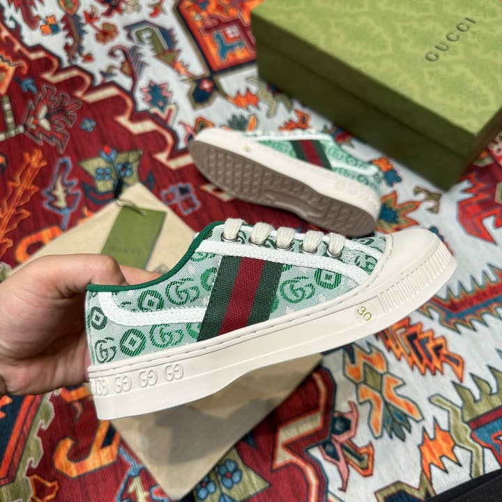 Gucci Kids Footwear – Kids Collection in Beige Plaid Slip-on