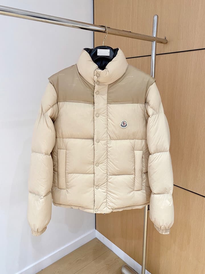 Moncler Designer Puffer Jacket – 2025 Collection in Black Puffer Jacket