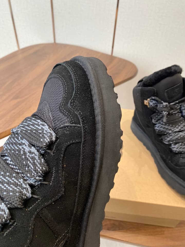 UGG Knitted Shearling Snow Boots in Black Suede