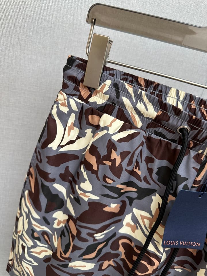Louis Vuitton Men's Casual Beach Shorts – 2025SS in Grey Abstract Floral