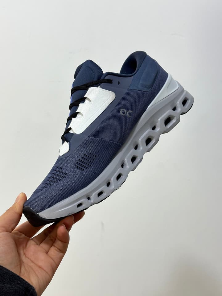On x Roger Federer Cloudstratus 3 Special Edition Sneakers in All Black Red Accent