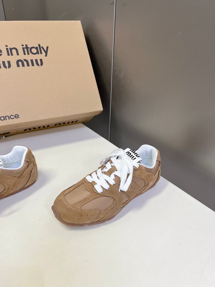 Miu Miu x New Balance 530 SL Sneakers