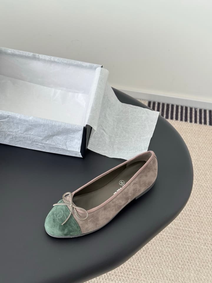 Chanel Classic Round Toe Ballet Flats in Dusty Rose With Bow