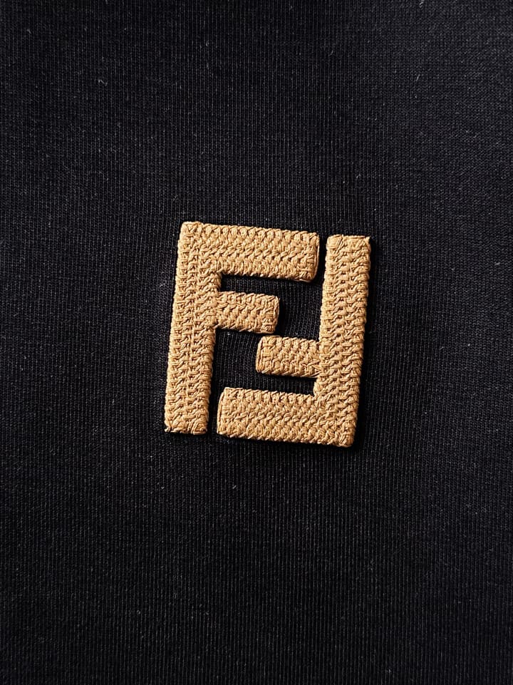 Fendi Unisex Logo Hoodie – 2025FW in Black With Logo Patch
