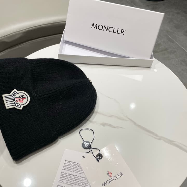 Moncler Knitted Beanie Hat in Classic Black