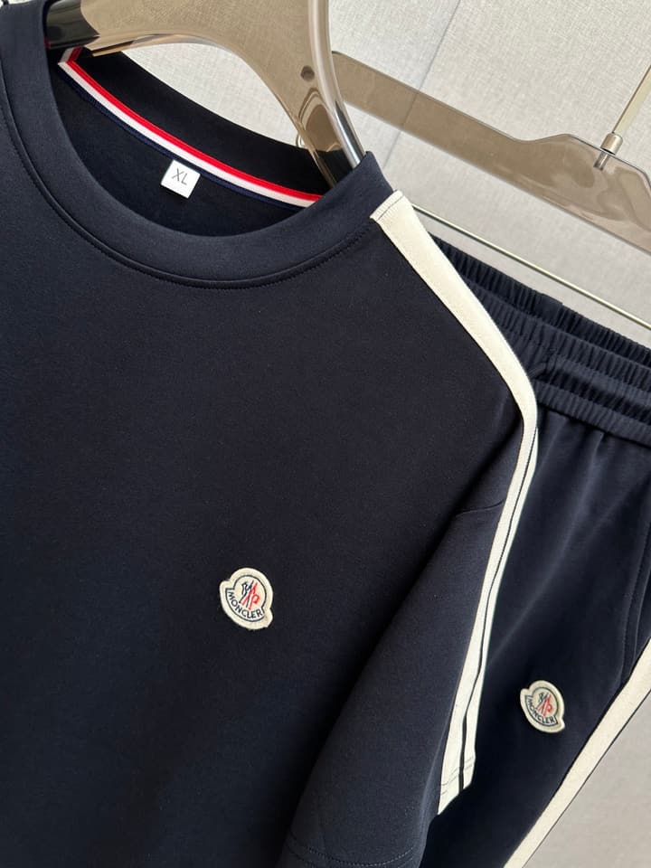 Moncler Urban Casual Tracksuit Set – 2026SS in Black