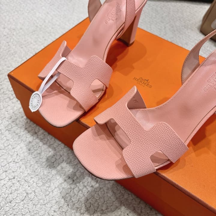 Hermès Eremite 80 Heeled Sandals in Blush Pink
