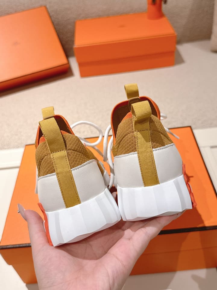 Hermès Classic Couple's Casual Sneakers in All Black