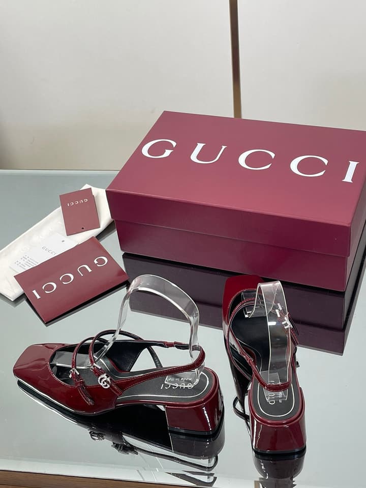 Gucci Crystal Double G Slingback Pumps – 2025 Fall Collection in Burgundy Red