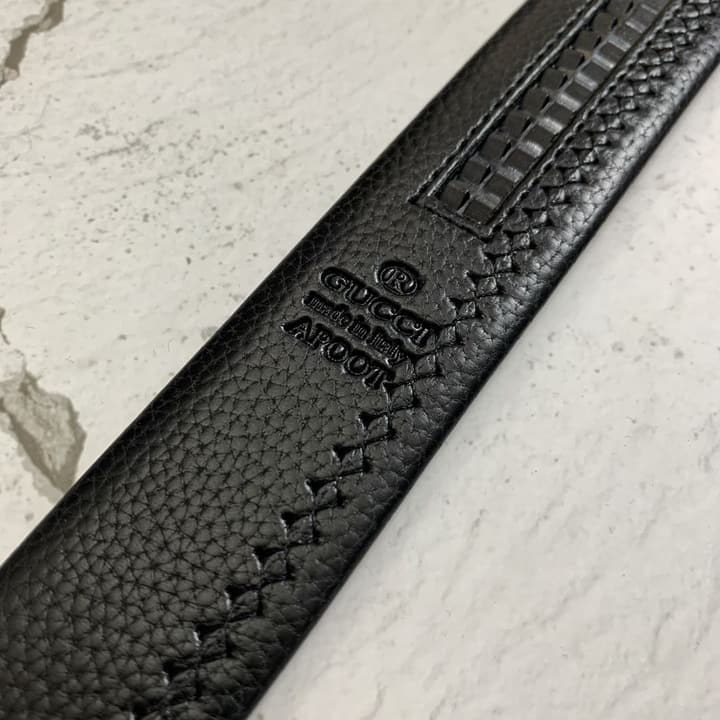 Gucci Calfskin Leather Belt