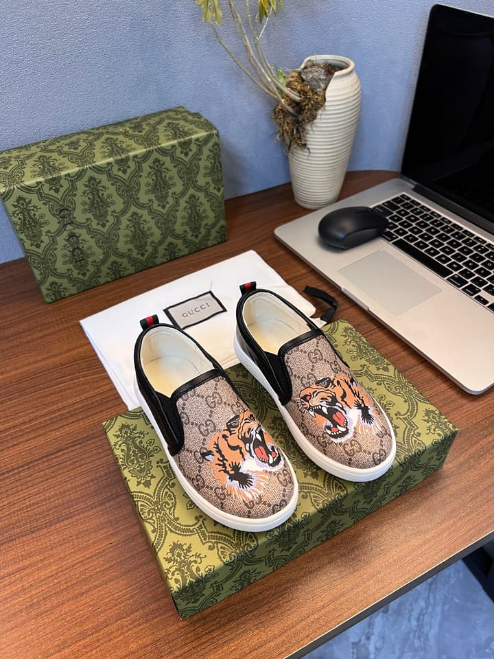 Gucci Kids Sheepskin-Lined Sneakers – Kids Collection