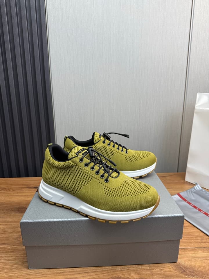 Prada Men's High-Quality Sneakers in Light Grey