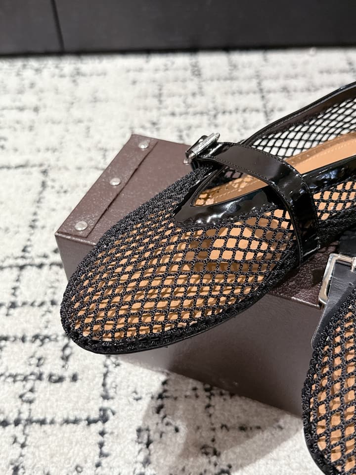 Alaïa Flat Mesh Ballet Flats – 25SS Collection