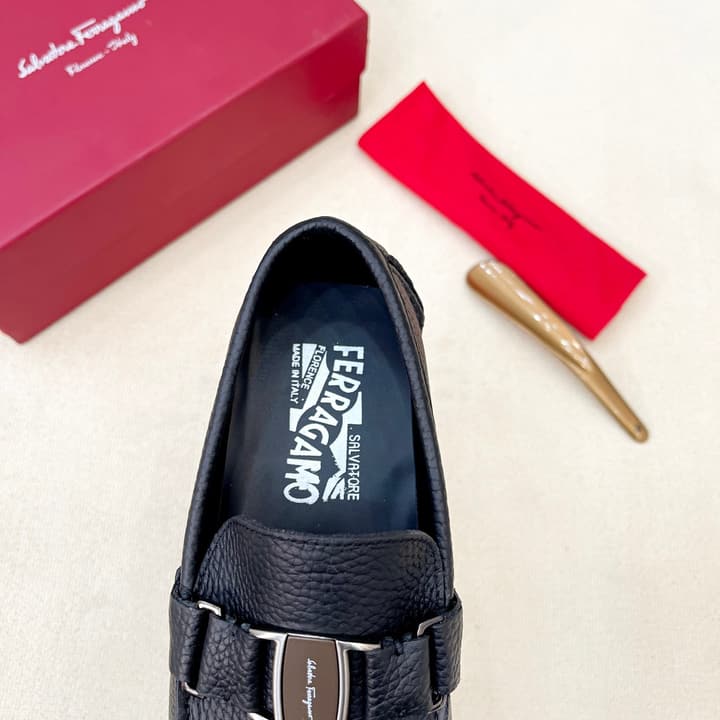 Ferragamo Men's Driving Loafers in Black Grained Gancini