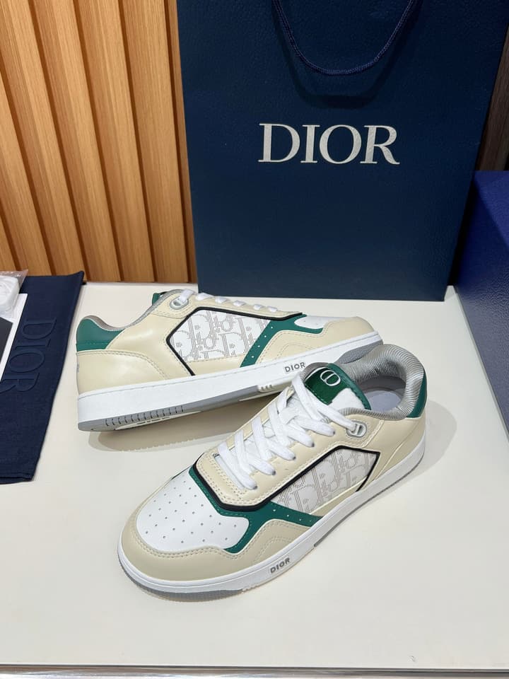 Dior B27 Unisex Sneakers – 2025 Collection in Beige With Dark Green Accents
