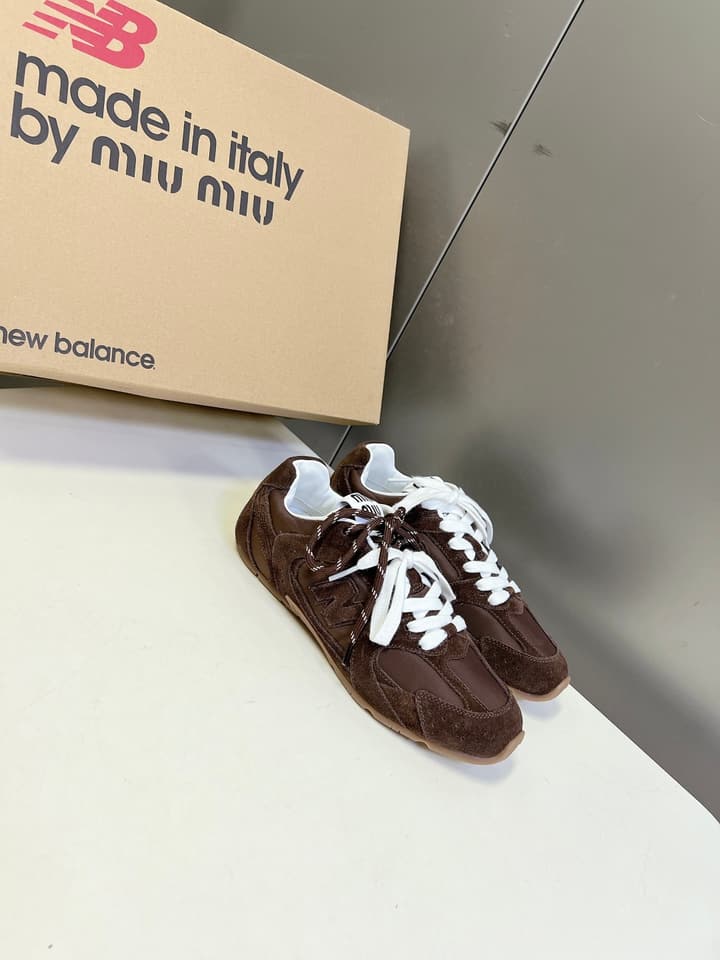 Miu Miu x New Balance 530 SL Sneakers