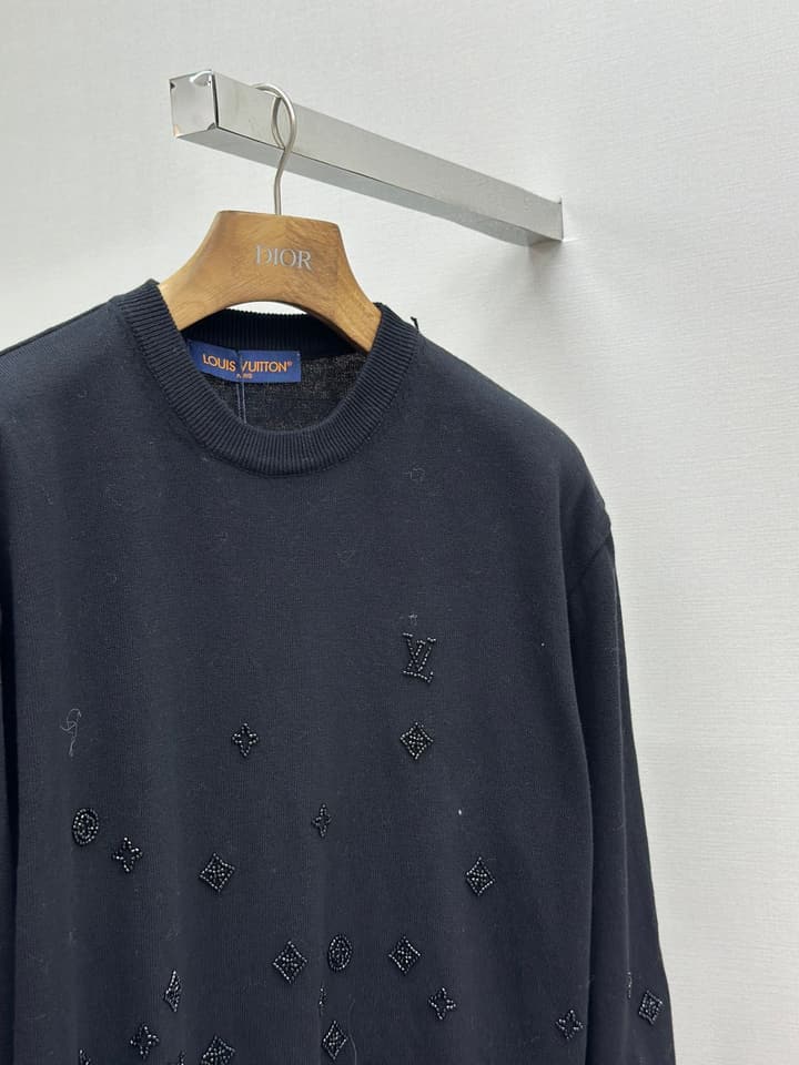 Louis Vuitton Gradient Beaded Crewneck Sweater – 25FW in Dark Gradient Beaded Crewneck