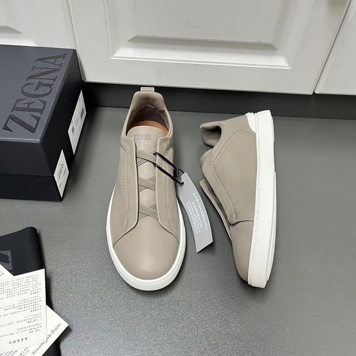 Zegna SECONDSKIN Triple Stitch™ Sneakers in Navy Blue