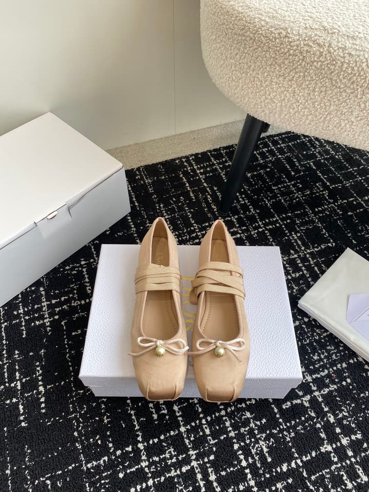 Dior Bow Pearl Ballet Flats – 2024 Spring/Summer Collection in Black