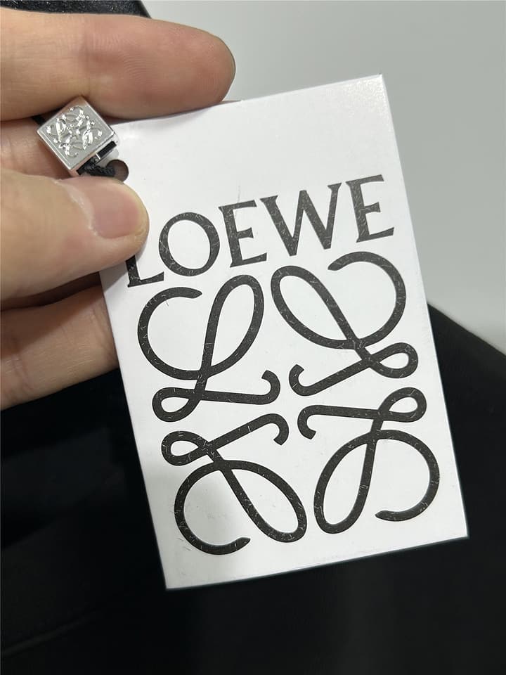 Loewe Pocket Embroidery Logo T-Shirt – 2025 Spring/Summer Collection in Classic Black