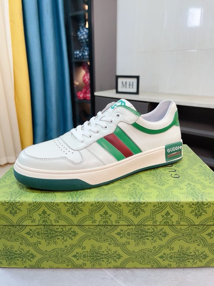 Gucci New Season Casual Fashion Sneakers in Black With Web Stripe