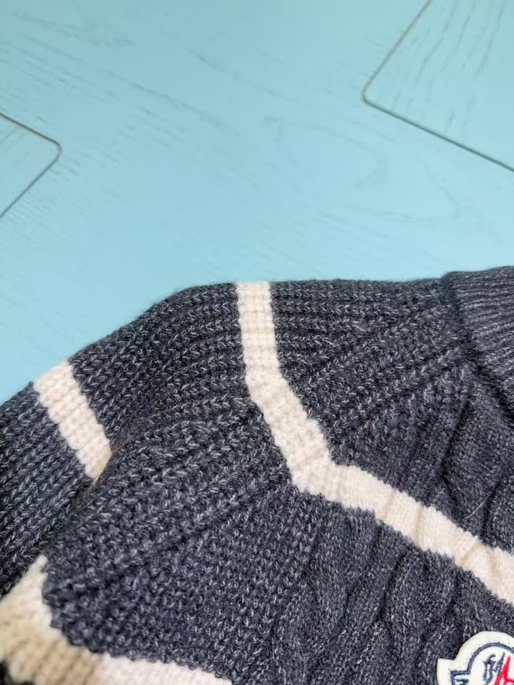 Moncler Classic Logo Kids Knit Sweater – 2025SS in Navy Blue And Cream Stripe