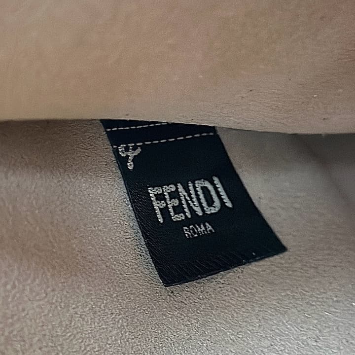 Fendi Peekaboo Small Handbag in Light Khaki Leather