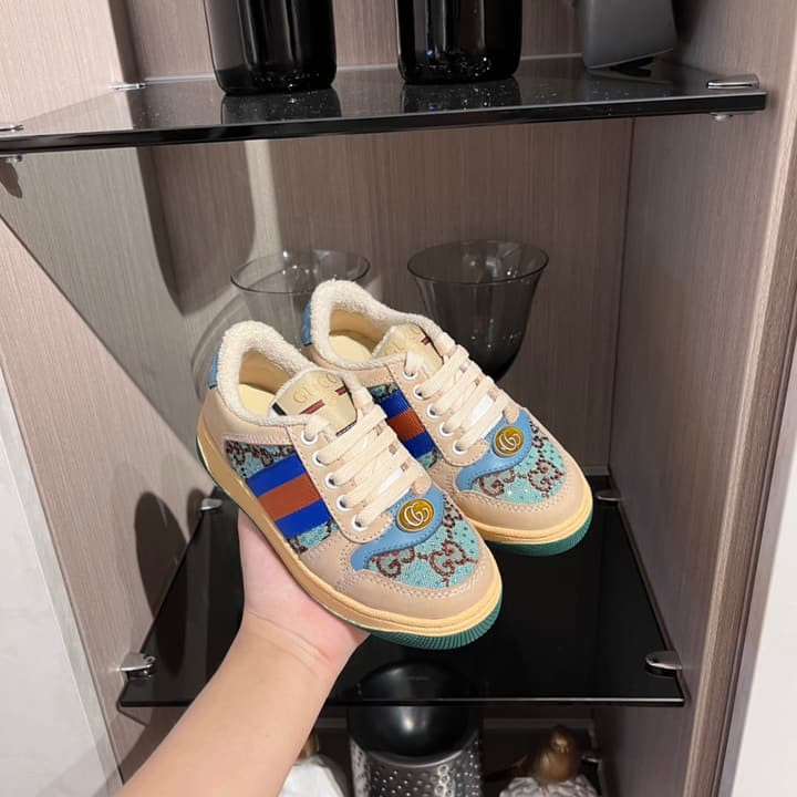 Gucci Rhyton Distressed Kids' Sneakers – Kids Collection – 2023SS in Cream With Blue Flower Design