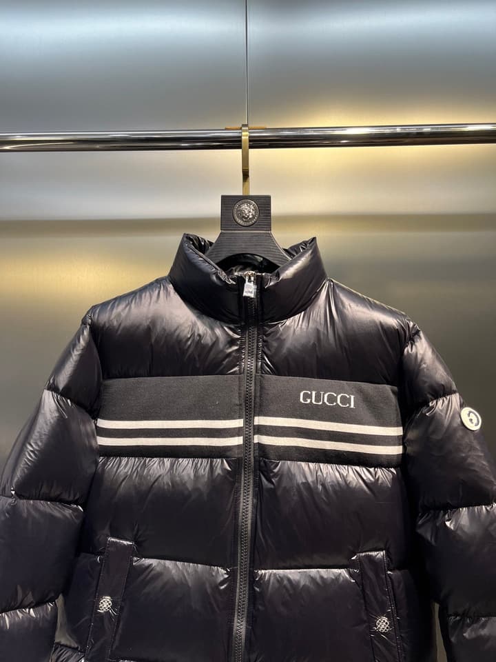 Gucci Down Puffer Jacket in Gold
