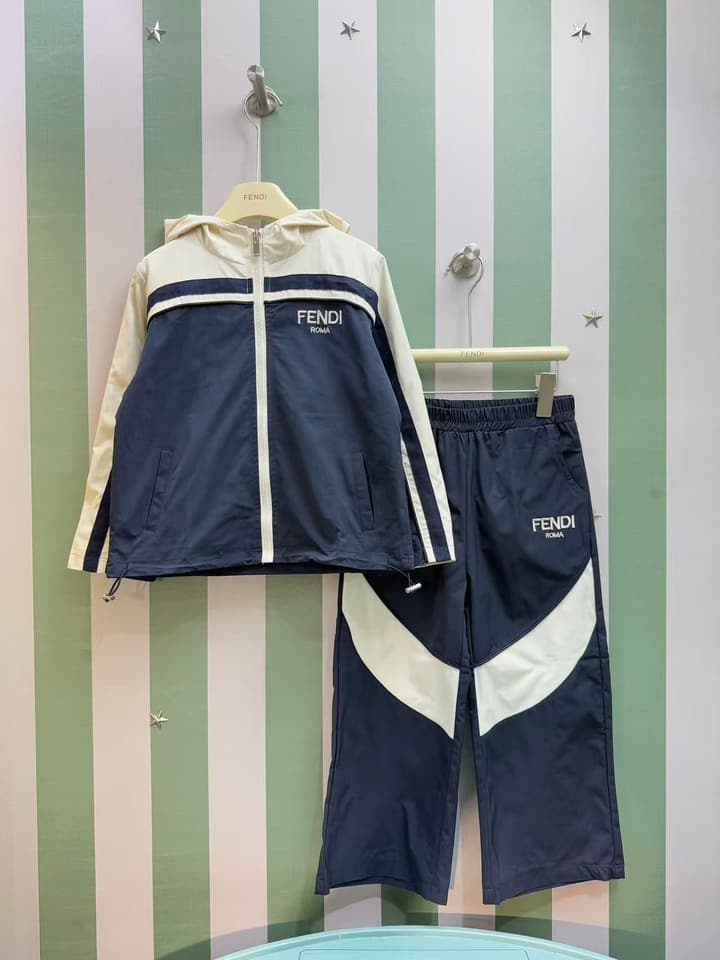 Fendi Kids Logo Windbreaker Tracksuit – 2025SS – Kids Collection in Navy Blue With Cream Accents