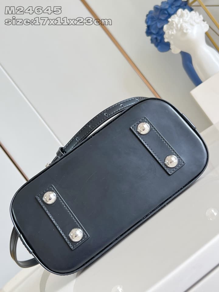 Louis Vuitton Alma BB Handbag in Beige