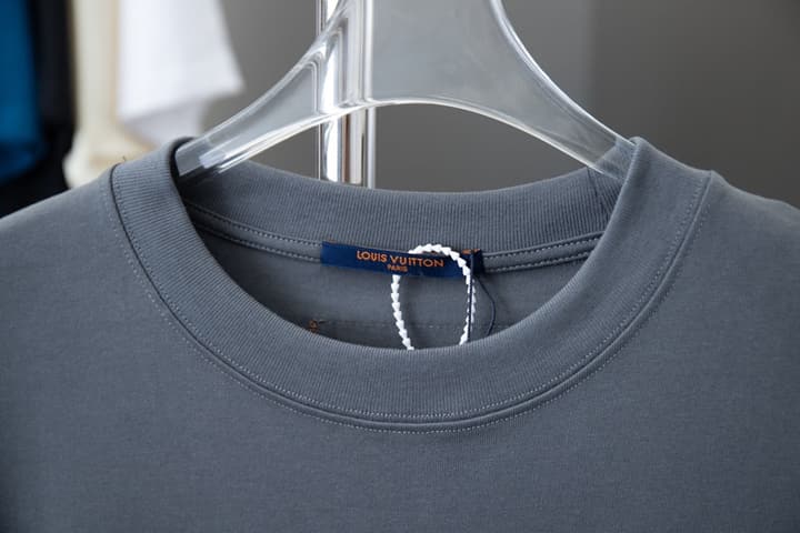 Louis Vuitton Monogram Gradient T-Shirt – Early Spring Collection – 26SS in Black Monogram Gradient