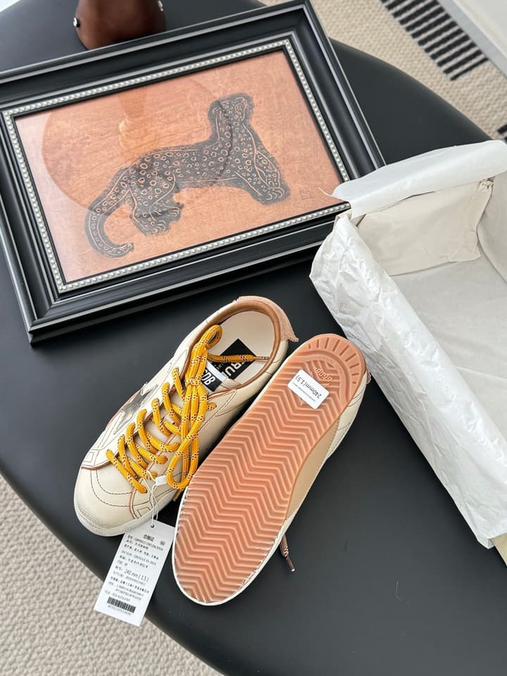 Golden Goose Graffiti Sneakers – 2024 Collection