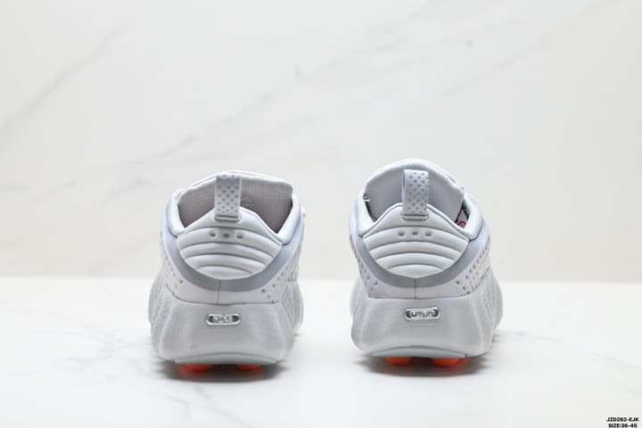 Nike Mind 002 Technology Training Shoes in Black