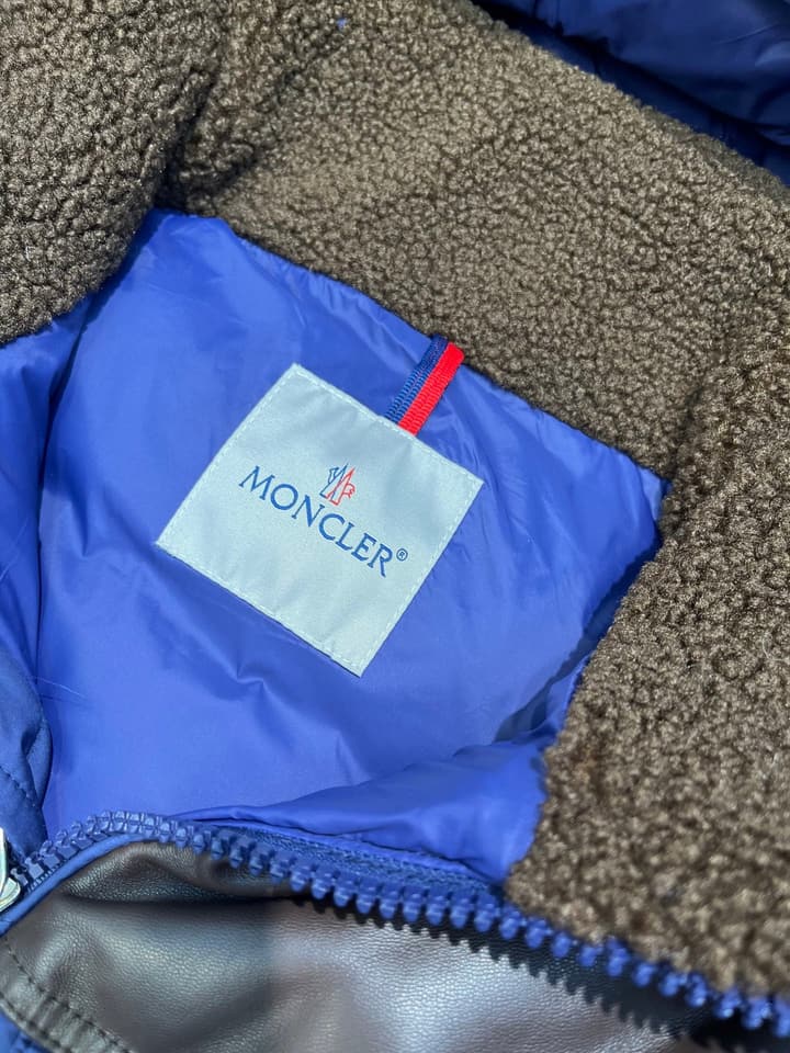 Moncler Unisex Down Jacket in Gold