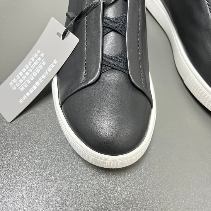 Zegna SECONDSKIN Triple Stitch™ Sneakers in Navy Blue