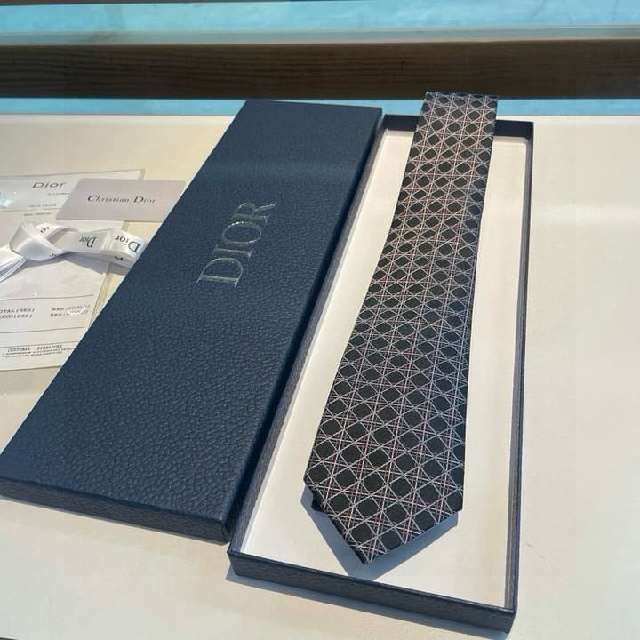 Dior Men's Silk Cannage Tie in Black