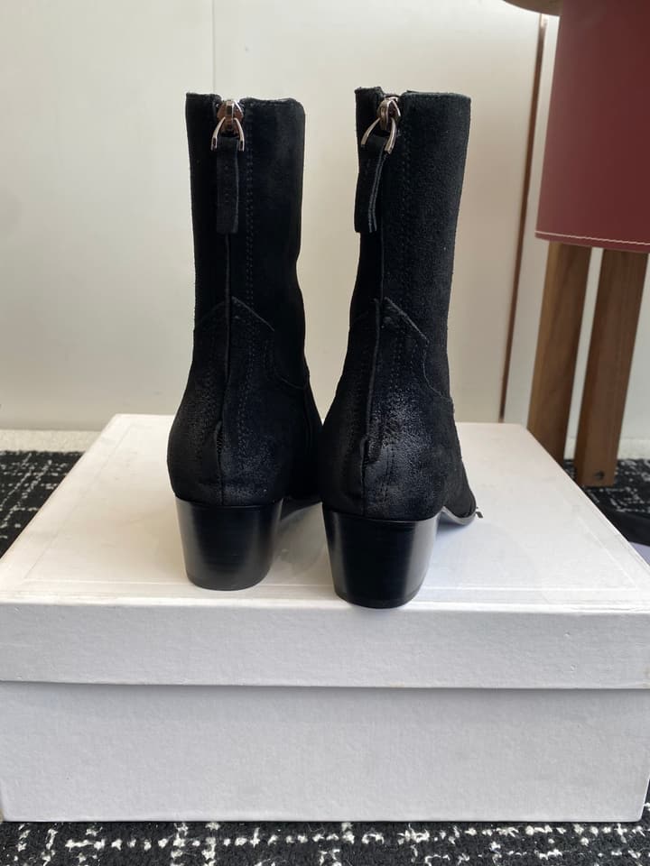Celine Retro Chunky Chelsea Ankle Boots – 25SS in Classic Brown Suede