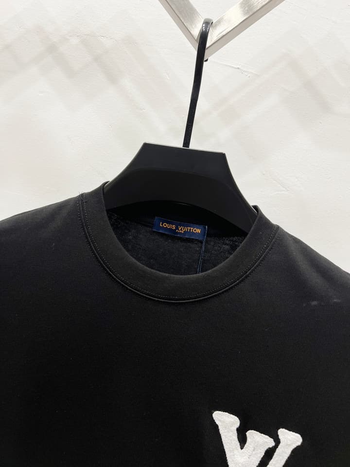 Louis Vuitton Monogram Logo Patch T-Shirt – 25SS in Black