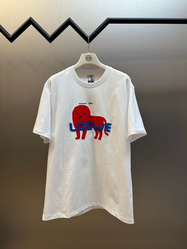Loewe Anniversary Lion Patch Crewneck T-Shirt in Grey